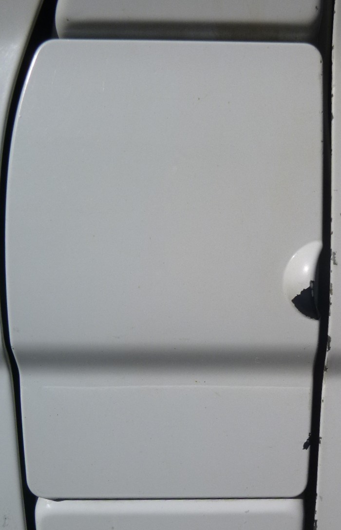 VAUXHALL VIVARO MK1 TRAFIC MK2 2001-2014 FUEL/PETROL FLAP GLACIER WHITE 10U