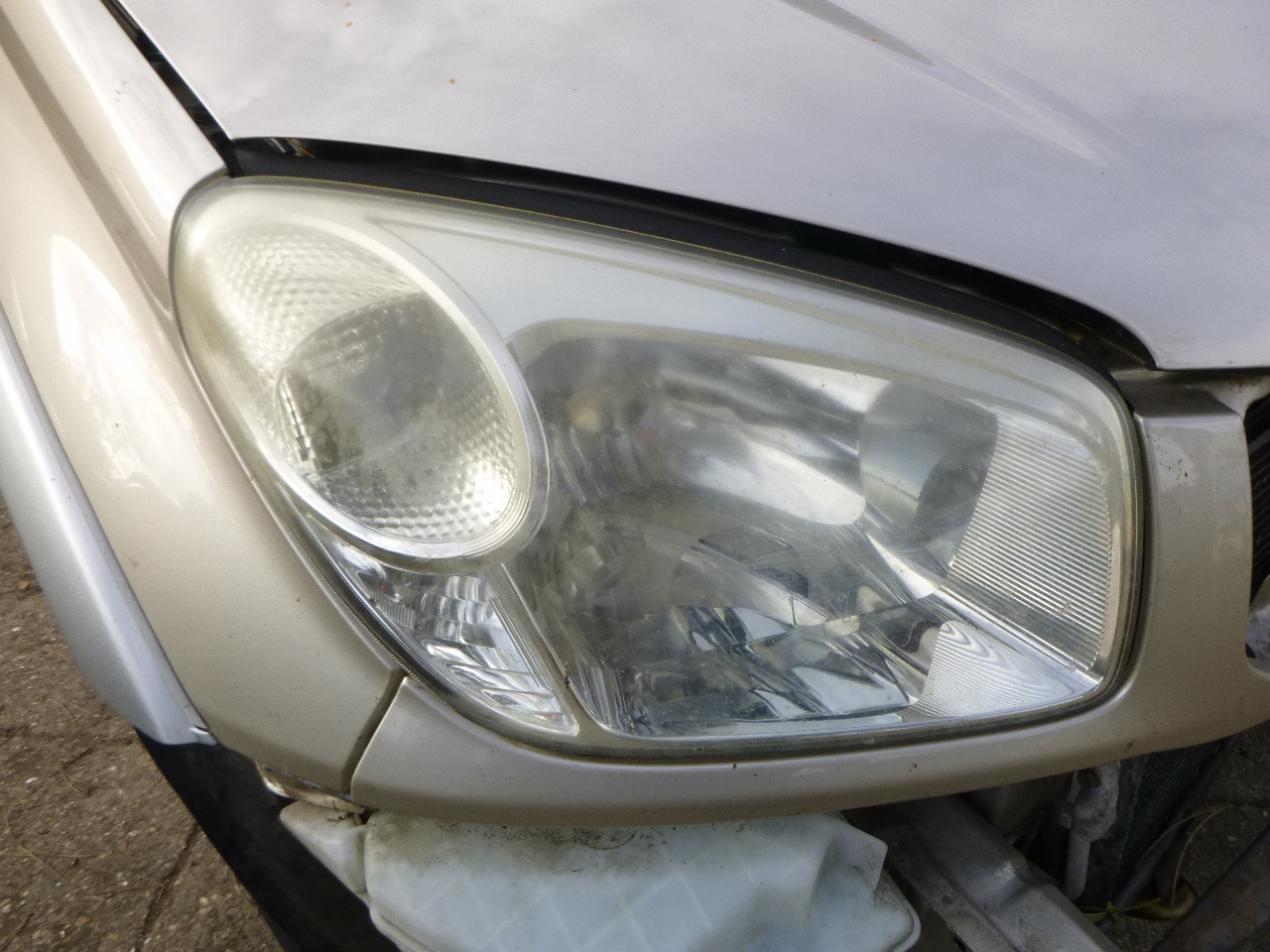 TOYOTA RAV-4 MK3 2000-2005 HEADLIGHT/HEADLAMP - DRIVER