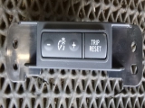 NISSAN MICRA K14 2017-2024 TRIP RESET BUTTON 2017,2018,2019,2020,2021,2022,2023,2024NISSAN MICRA K14 2017-2024 TRIP RESET BUTTON      Used