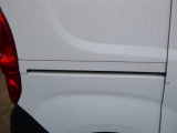 VAUXHALL COMBO D DOBLO 2012-2018 SLIDING DOOR RAIL TRIM - DRIVER  2012,2013,2014,2015,2016,2017,2018VAUXHALL COMBO D DOBLO 2012-2018 SLIDING DOOR RAIL TRIM - DRIVER       Used