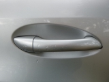 MERCEDES M-CLASS ML320 2005-2011 DOOR HANDLE - DRIVERS REAR (EXT)  2005,2006,2007,2008,2009,2010,2011MERCEDES M-CLASS ML320 2005-2011 DOOR HANDLE - DRIVERS REAR (EXT) SILVER 775      Used