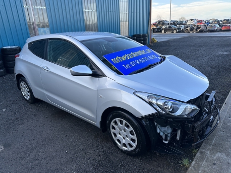 HYUNDAI I30 PRO 3DR 4DR 2011-2016 TAIL LIGHT - RH  2011,2012,2013,2014,2015,2016      Used