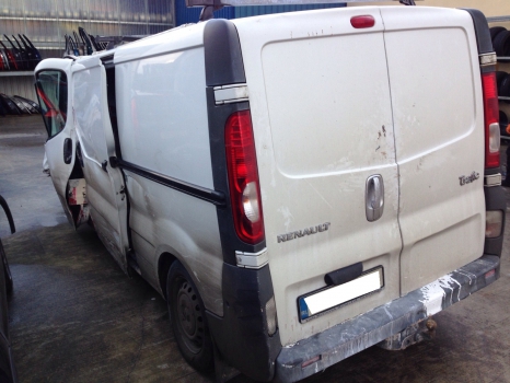 RENAULT TRAFIC 2008-2013 SPRING - REAR  2008,2009,2010,2011,2012,2013      Used