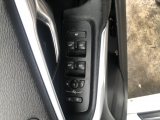 VOLVO V40 40 SERIES 2.0 D4 SE NAV 190BHP 5DR 2013-2019 WINDOW SWITCH - RHF  2013,2014,2015,2016,2017,2018,2019VOLVO V40 40 SERIES 2.0 D4 SE NAV 190BHP 5DR 2013-2019 WINDOW SWITCH - RHF       Used