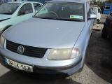 VOLKSWAGEN PASSAT 1997-2000 WINDOWS FRONT LEFT 1997,1998,1999,2000  1997-2000 WINDOWS FRONT LEFT      Used