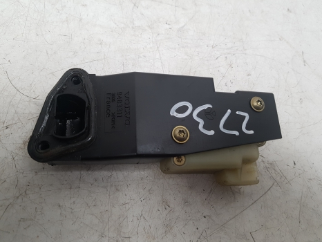 VOLVO S60 D5 SE E3 5 DOHC FUEL FLAP LOCKING MOTOR 9483311 2002-2005 2002,2003,2004,2005VOLVO S60 V70 XC70 S80 XC90 2000-10 FUEL FLAP LOCKING MOTOR 9483311 12-MONTH WTY 9483311     GOOD