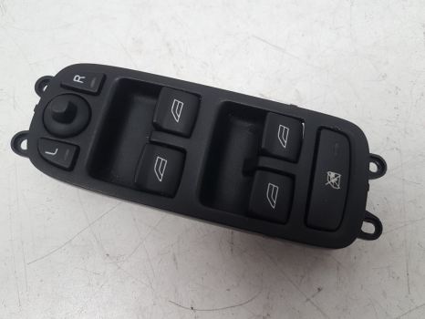 VOLVO V50 SE ELECTRIC WINDOW SWITCH (FRONT DRIVER SIDE) 30746183 2004-2007 2004,2005,2006,2007VOLVO V50 S40 2004-2006 RH UK DRIVERS DOOR ELECTRIC WINDOW / MIRROR SWITCH PACK 30746183     GOOD