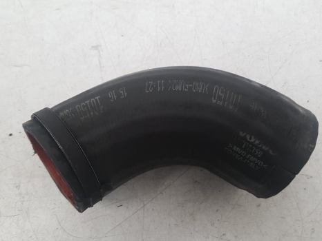 VOLVO S60 INTERCOOLER HOSE 31261350 2010-2015 2010,2011,2012,2013,2014,2015VOLVO S60 R-DESIGN D3 INTERCOOLER HOSE 31261350 2010-2015 31261350     GOOD