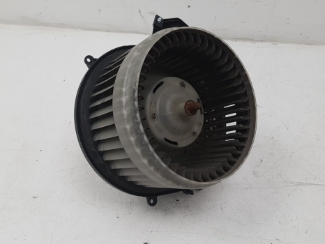 VOLVO XC90 D5 SE E4 5 DOHC HEATER BLOWER MOTOR 28421 86578, 31320392 2005-2012 2005,2006,2007,2008,2009,2010,2011,2012VOLVO S60 V70 XC70 S80 2000 - 2006 HEATER BLOWER MOTOR PART NO. 31320392 28421 86578, 31320392     GOOD