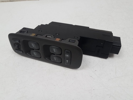 VOLVO V70 S 20V ELECTRIC WINDOW SWITCH (FRONT DRIVER SIDE) 9452939 2000-2002 2000,2001,2002VOLVO S60 V70 S80 00-2002 O/S/F ELECTRIC WINDOW SWITCH UK DRIVER SIDE) 9452939 9452939     GOOD