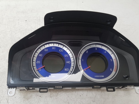 VOLVO S60 V60 R-DESIGN 1.6 D2 2010-14 SPEEDO CLOCKS & REV COUNTER 31343497 VOLVO V70 D3 R-DESIGN E5 5 DOHC SPEEDO CLOCKS & REV COUNTER 31343497, 31343497AA, 36001890, 69799-780U 2010-2015 2010,2011,2012,2013,2014,2015VOLVO S60 V60 R-DESIGN 1.6 D2 2010-14 SPEEDO CLOCKS & REV COUNTER 31343497 31343497, 31343497AA, 36001890, 69799-780U GOOD