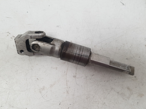VOLVO XC70 D5 SE E4 5 DOHC UNIVERSAL JOINT 30741950 2004-2007 2004,2005,2006,2007VOLVO XC70 D5 SE E4 5 DOHC UNIVERSAL JOINT 30741950 2004-2007 30741950     GOOD