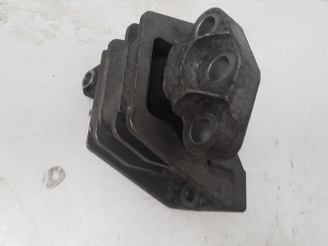 SAAB 9-3 AERO TTID E4 4 DOHC ENGINE MOUNT V0539 2007-2015 2007,2008,2009,2010,2011,2012,2013,2014,2015 V0539     GOOD