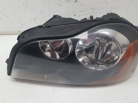 VOLVO XC90 D5 SE 5 DOHC HEADLIGHT/HEADLAMP (PASSENGER SIDE) 30784151 2002-2006 2002,2003,2004,2005,2006VOLVO XC90 HEADLIGHT 2003-2007 LEFT HAND PASSENGER SIDE HEADLAMP 30784151 30784151     GOOD