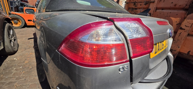SAAB 9-3 CAB CONVERTIBLE 03 - 07 LH UK N/S/R PASSENGER REAR LAMP LIGHT 12830373 SAAB 9-3 LINEAR T E3 4 DOHC REAR/TAIL LIGHT ON BODY (PASSENGER SIDE) 12830373 2003-2015 2003,2004,2005,2006,2007,2008,2009,2010,2011,2012,2013,2014,2015SAAB 9-3 CAB CONVERTIBLE 03 - 07 LH UK N/S/R PASSENGER REAR LAMP LIGHT 12830373 12830373 TAIL LIGHT, BACK LIGHT GOOD