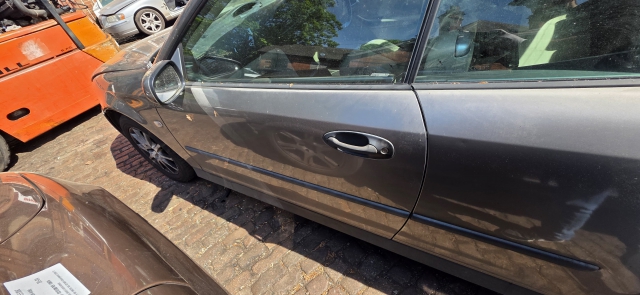 SAAB 9-3 CAB CONVERTIBLE 03-2011 LH UK N/S PASSENGER SIDE BARE DOOR GREY 279 SAAB 9-3 LINEAR T E3 4 DOHC DOOR - BARE (FRONT PASSENGER SIDE) 2003-2015 2003,2004,2005,2006,2007,2008,2009,2010,2011,2012,2013,2014,2015SAAB 9-3 CAB CONVERTIBLE 03-2011 LH UK N/S PASSENGER SIDE BARE DOOR GREY 279 GOOD