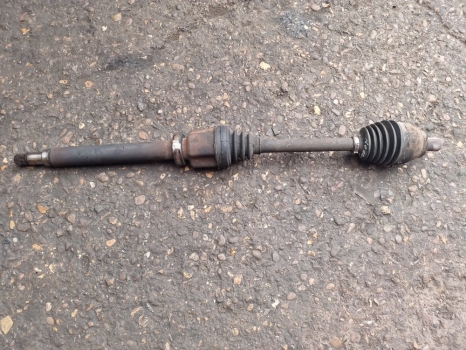 VOLVO S80 D SE E4 4 DOHC 2006-2011 DRIVESHAFT - DRIVER FRONT (MANUAL)  2006,2007,2008,2009,2010,2011 30787818     Used