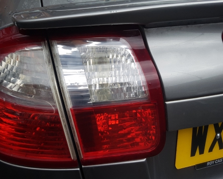 SAAB 9-3 AERO T E3 4 DOHC REAR/TAIL LIGHT ON TAILGATE (PASSENGER SIDE) 12831281, 12777323 2003-2015 2003,2004,2005,2006,2007,2008,2009,2010,2011,2012,2013,2014,2015SAAB 9-3 CONVERTIBLE NSR PASSENGER REAR LIGHT ON BOOT (2003-07) 12831281 12831281, 12777323     GOOD