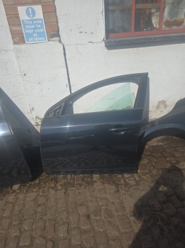 VOLVO V60 D4 BUSINESS EDITION E6 4 DOHC DOOR - BARE (FRONT PASSENGER SIDE) 2013-2015 2013,2014,2015VOLVO V40 D2 SE E5 4 SOHC DOOR - BARE (FRONT PASSENGER SIDE) 2012-2018      GOOD