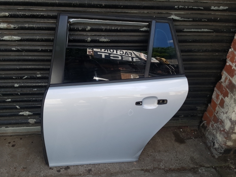 SAAB 9-3 AERO TTID E4 4 DOHC DOOR - BARE (REAR PASSENGER SIDE) 2007-2015 2007,2008,2009,2010,2011,2012,2013,2014,2015SAAB 9-3 AERO TTID E4 BREAKING FOR SPARES 12M WTY      GOOD