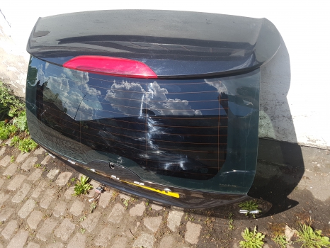 VOLVO V60 D4 BUSINESS EDITION E6 4 DOHC TAILGATE 2013-2015 2013,2014,2015VOLVO V60 D4 BUSINESS EDITION STEERING WHEEL AIR BAG (2013-15) 31418063       GOOD