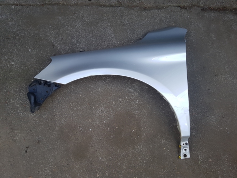 VOLVO XC60 D DRIVE S E4 5 DOHC WING (PASSENGER SIDE) 2009-2010 2009,2010      VERY GOOD