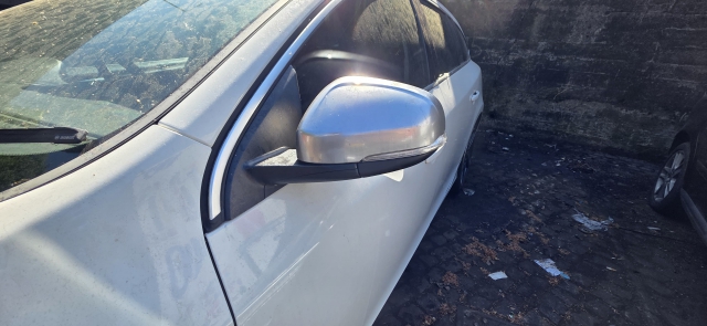 VOLVO V60 S60 R DESIGN 10-17 LH UK N/S PASSENGER STANDARD FUNCTION DOOR MIRROR VOLVO V60 D3 R-DESIGN E5 5 DOHC DOOR MIRROR - ELECTRIC (PASSENGER SIDE) 31385180 2010-2013 2010,2011,2012,2013VOLVO V60 S60 R DESIGN 10-17 LH UK N/S PASSENGER STANDARD FUNCTION DOOR MIRROR 31385180 POWER-FOLD MEMORY GOOD