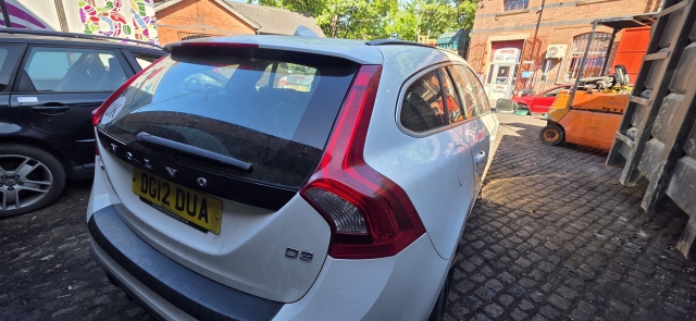 VOLVO V60 D3 SE E5 5 DOHC ESTATE DOORS 2010-2014 REAR/TAIL LIGHT (DRIVER SIDE) VOLVO V60 D3 R-DESIGN E5 5 DOHC REAR/TAIL LIGHT (DRIVER SIDE) 2010-2013 2010,2011,2012,2013VOLVO V60 D3 SE E5 5 DOHC ESTATE DOORS 2010-2014 REAR/TAIL LIGHT (DRIVER SIDE) GOOD