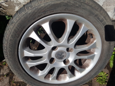 VOLVO S40 ALLOY WHEEL - SINGLE 30620581 1996-2004 1996,1997,1998,1999,2000,2001,2002,2003,2004VOLVO S40 V40 16 INCH GALACTICA ALLOY WHEEL 30620581 205 50 16 TYRE  30620581     VERY GOOD