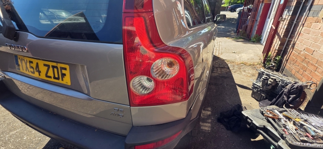 VOLVO XC90 D5 SE AWD 5 DOHC REAR/TAIL LIGHT LOWER (DRIVER SIDE) 30612810 2004 2004VOLVO XC90 RH REAR TAIL LIGHT LOWER 30612810 (UK DRIVER SIDE) 2002-2006 30612810     GOOD