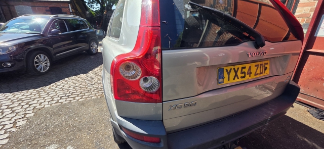 VOLVO XC90 LH REAR TAIL LIGHT LOWER (UK PASSENGER SIDE) 30612811 2002-2006 VOLVO XC90 D5 SE AWD 5 DOHC REAR/TAIL LIGHT LOWER (PASSENGER SIDE) 30612811 2004 2004VOLVO XC90 LH REAR TAIL LIGHT LOWER (UK PASSENGER SIDE) 30612811 2002-2006 30612811 GOOD