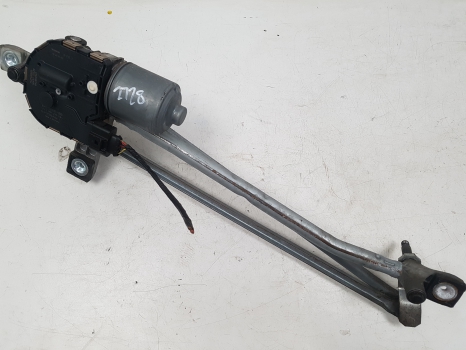 VOLVO XC60 D DRIVE S E4 5 DOHC WIPER MOTOR (FRONT) & LINKAGE 3397020953, 30753514, 1397220584 2009-2016 2009,2010,2011,2012,2013,2014,2015,2016VOLVO XC60  2008-2015  WIPER MOTOR (FRONT) & LINKAGE 30753514 3397020953 3397020953, 30753514, 1397220584     GOOD