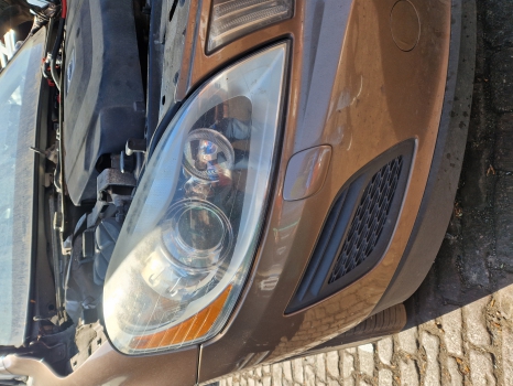 VOLVO XC60 RH HEADLIGHT HEADLAMP ABL XENON (UK DRIVER SIDE) 30763138 2009-2013 VOLVO XC60 D3 DRIVE SE LUXURY E5 5 DOHC HEADLIGHT/HEADLAMP XENON (DRIVER SIDE) 30763138, Y413 ABL RHD RHS, Y 89902827, 89034934, 2009-2013 2009,2010,2011,2012,2013VOLVO XC60 RH HEADLIGHT HEADLAMP ABL XENON (UK DRIVER SIDE) 30763138 2009-2013 30763138, Y413 ABL RHD RHS, Y 89902827, 89034934, GOOD