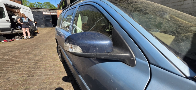 VOLVO V70 D5 SE E3 5 DOHC DOOR MIRROR - ELECTRIC (DRIVER SIDE) 30744758 2005 2005VOLVO S60 V70 UK DRIVER DOOR MIRROR POWERFOLD 30744758 2005-2008 30744758     GOOD