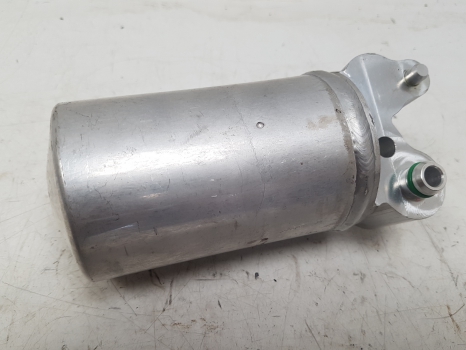 VOLVO V60 D4 BUSINESS EDITION E6 4 DOHC AIR CON DRYER 31274799 2013-2015 2013,2014,2015VOLVO V60 D4 BUSINESS EDITION E6 4 DOHC AIR CON DRYER 31274799 2013-2015 31274799     GOOD
