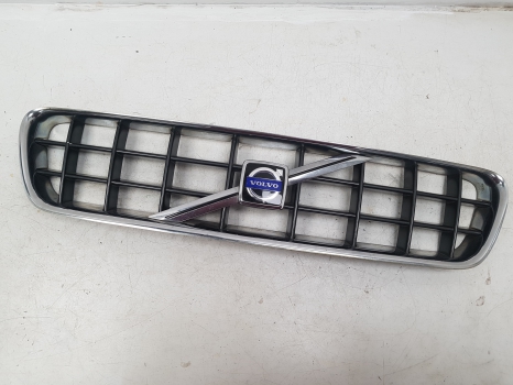 VOLVO C70 FRONT GRILLE (2006-09) 08620343 PLEASE READ - BROKEN LUGS - 12M WTY VOLVO C70 SE E4 4 DOHC FRONT GRILL 08620343, 08678555 2008-2009 2008,2009VOLVO C70 FRONT GRILLE (2006-09) 08620343 PLEASE READ - BROKEN LUGS - 12M WTY 08620343, 08678555 GOOD