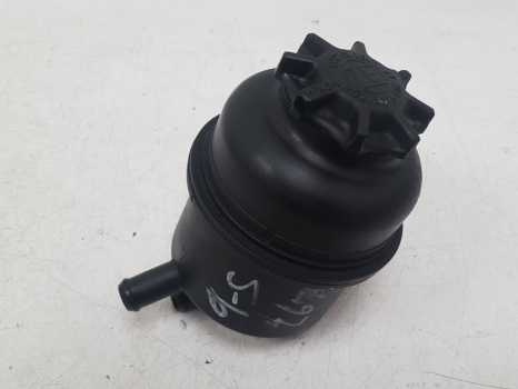 SAAB 9-5 AERO HOT E3 4 DOHC POWER STEERING RESEVOIR 2001-2009 2001,2002,2003,2004,2005,2006,2007,2008,2009SAAB 9-5 POWER STEERING RESERVOIR 2001-2009 OEM PART 12-MONTH WARRANTY      GOOD