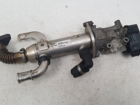 VOLVO C70 S E4 4 DOHC EGR VALVE AND COOLER 8653691, 993062H 2006-2012 2006,2007,2008,2009,2010,2011,2012VOLVO C30 S40 V50 S80 V70 2.0 DIESEL 04-09 EGR VALVE / COOLER  8653691 8653691, 993062H     GOOD