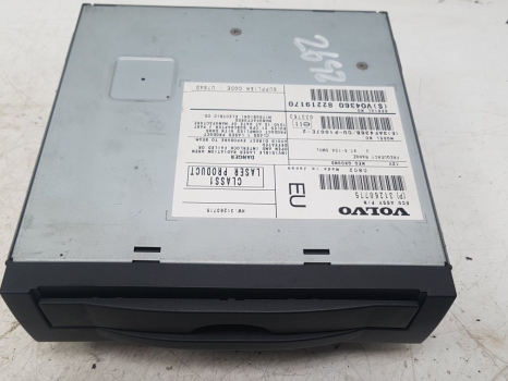VOLVO C70 S E4 4 DOHC SATNAV DVD PLAYER 31260775 2006-2012 2006,2007,2008,2009,2010,2011,2012VOLVO C30 S40 V50 C70 2004-2010 SAT NAV DVD PLAYER 31260775 31260775     GOOD