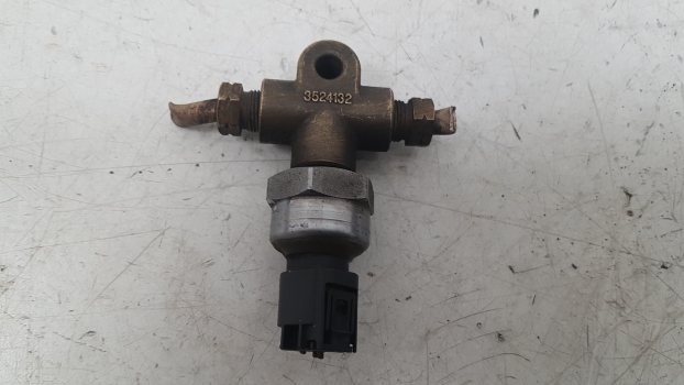 VOLVO S60 XC70 V70 S80 XC90 2000-14 DSTC BRAKE PRESSURE SENSOR 3524132 12-M WTY VOLVO XC90 D5 EXECUTIVE E4 5 DOHC BRAKE PRESSURE SENSOR 3524132 2005-2012 2005,2006,2007,2008,2009,2010,2011,2012VOLVO S60 XC70 V70 S80 XC90 2000-14 DSTC BRAKE PRESSURE SENSOR 3524132 12-M WTY 3524132 GOOD