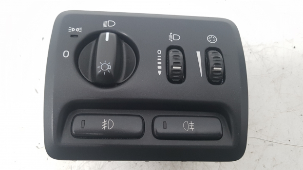 VOLVO V70 D SE E4 5 DOHC HEADLIGHT SWITCH 8691751 2001-2008 2001,2002,2003,2004,2005,2006,2007,2008VOLVO V70 S60 HEADLIGHT SWITCH 8691751  2000-07 BLACK FACIA 12-M WARRANTY 8691751     GOOD
