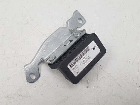 VOLVO V50 DRIVE SE LUXURY S/S E5 4 SOHC YAW SENSOR 10170106483, 11W143 2010-2012 2010,2011,2012VOLVO V50 YAW SENSOR 11W143  2010-2012  10170106483, 11W143     GOOD