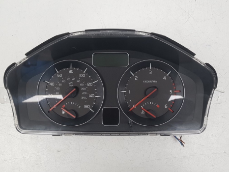 VOLVO V50 DRIVE SE LUXURY S/S E5 4 SOHC SPEEDO CLOCKS & REV COUNTER 31296235 36002721 2009-2012 2009,2010,2011,2012VOLVO S40 V50 C30 C70 2.4 D5 MANUAL SPEEDO CLOCKS & REV COUNTER 31296235 31296235 36002721     GOOD