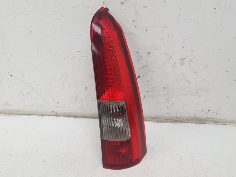 VOLVO V70 R REAR/TAIL LIGHT UPPER (DRIVER SIDE) 9154494 2003-2007 2003,2004,2005,2006,2007VOLVO V70 2000 - 2004 RH UK O/S/R DRIVERS  REAR UPPER TAIL LIGHT LAMP  9154494     GOOD