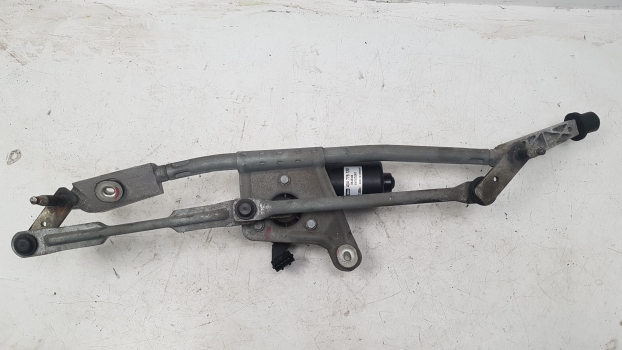 VOLVO V70 D SE E4 5 DOHC WIPER MOTOR (FRONT) & LINKAGE 8648344 2001-2008 2001,2002,2003,2004,2005,2006,2007,2008VOLVO V70 XC70 S60 FRONT WIPER MOTOR & LINKAGE 8648344 2000-07 12-MONTH 8648344     GOOD