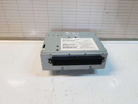 VOLVO V50 DRIVE SE LUXURY S/S E5 4 SOHC RADIO AND CD PLAYER 31328059, 31285826, 31285826AA 2009-2012 2009,2010,2011,2012VOLVO V50 DRIVE RADIO AND CD PLAYER 31328059, 31285826, 31285826AA 2009-2012 31328059, 31285826, 31285826AA     GOOD