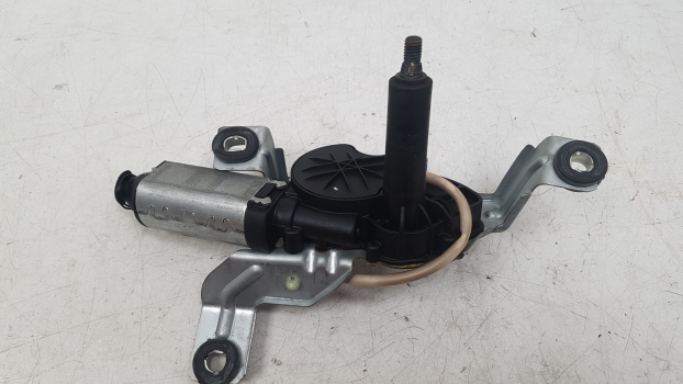 VOLVO XC90 D5 SE AWD 5 DOHC WIPER MOTOR (REAR) 8638163 2004 2004VOLVO XC90 REAR WIPER MOTOR 8638163 2003 - 2014 8638163     GOOD