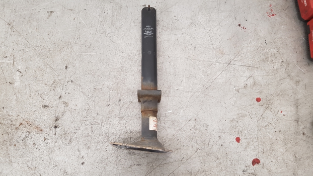 VOLVO 940 CLASSIC AUTO 1991-1998 IMPACT ABSORBER  1991,1992,1993,1994,1995,1996,1997,1998VOLVO 940 1990 -1998 FRONT RH IMPACT ABSORBER 6846303 6846303     GOOD