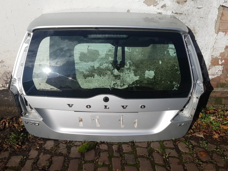 VOLVO V70 D SE E4 5 DOHC TAILGATE 426 SILVER 2009-2010 2009,2010VOLVO V70 TAILGATE 426 SILVER 2009-2010 426 SILVER     GOOD