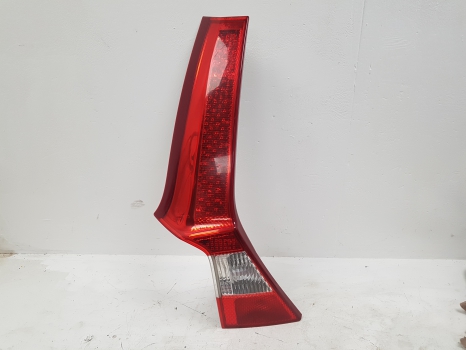 VOLVO V70 REAR/TAIL LIGHT ON TAILGATE (PASSENGER SIDE) (2008-11) 12-MONTH WTY VOLVO V70 D R-DESIGN SE E4 4 DOHC REAR/TAIL LIGHT ON TAILGATE (PASSENGER SIDE) 31395068 2008-2011 2008,2009,2010,2011VOLVO V70 REAR/TAIL LIGHT ON TAILGATE (PASSENGER SIDE) (2008-11) 12-MONTH WTY 31395068 Used